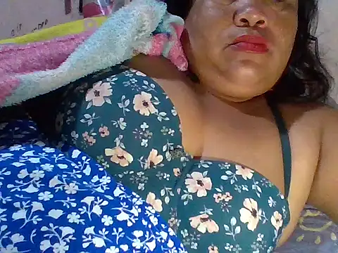 xxmysweetpinayy69 online show from March 3, 2026, 10:04 pm