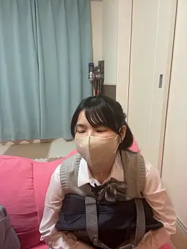 Snapshot of school_ch chatting on December 4, 2025, 1:53 pm school ch online show from December 4, 2025, 1:53 pm