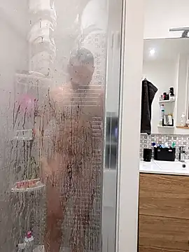 Snapshot of Bdjjdjjx chatting on November 4, 2025, 7:13 pm Bdjjdjjx online show from November 4, 2025, 7:13 pm