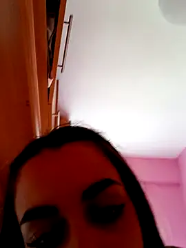 cotoncandyy online show from October 24, 2025, 3:41 pm