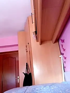 Snapshot of cotoncandyy chatting on December 17, 2025, 3:29 pm cotoncandyy online show from December 17, 2025, 3:29 pm