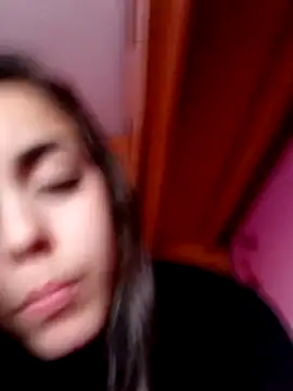 Snapshot of cotoncandyy chatting on December 18, 2025, 4:35 pm cotoncandyy online show from December 18, 2025, 4:35 pm