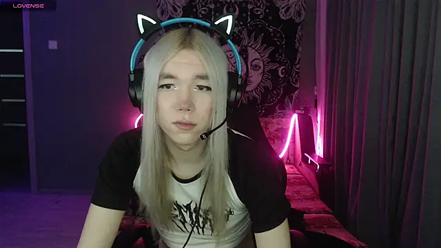 Snapshot of stiff_boys chatting on February 27, 2026, 5:35 pm stiff boys online show from February 27, 2026, 5:35 pm