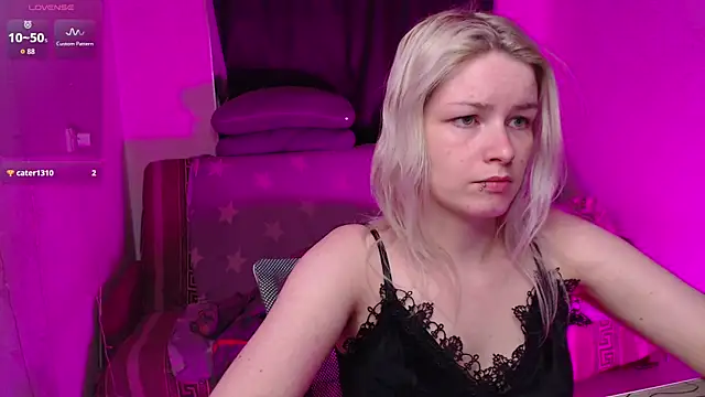 CherryNight6 online show from July 9, 2026, 9:08 pm