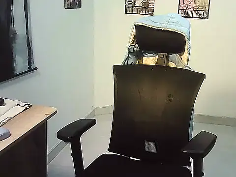 Snapshot of Gigi_Scott_ chatting on December 2, 2025, 1:44 am Gigi Scott online show from December 2, 2025, 1:44 am