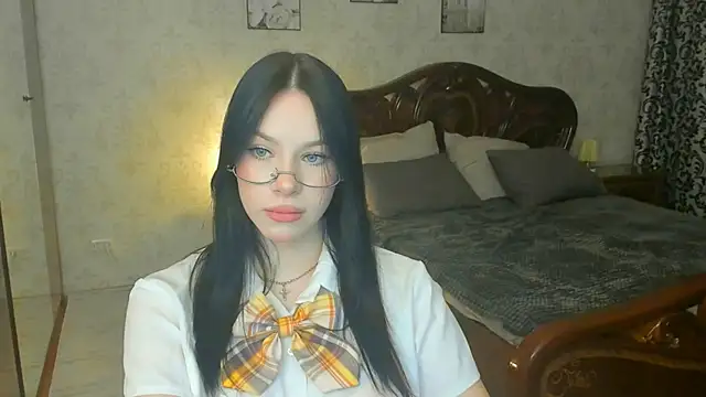 Snapshot of FloraCherry chatting on November 13, 2025, 11:42 am FloraCherry online show from November 13, 2025, 11:42 am