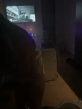 elliepixie online show from November 15, 2025, 3:48 am