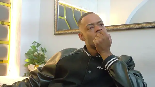 Snapshot of Neytanmalcon chatting on November 13, 2025, 8:19 pm Neytanmalcon online show from November 13, 2025, 8:19 pm