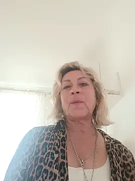 Snapshot of Anabel-455 chatting on October 27, 2025, 11:25 am Anabel-455 online show from October 27, 2025, 11:25 am