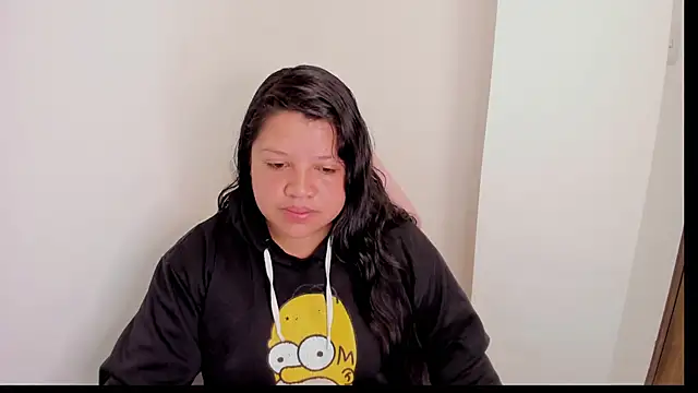 Snapshot of Sweet_Deemonn chatting on October 24, 2025, 12:12 pm Sweet Deemonn online show from October 24, 2025, 12:12 pm