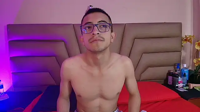 Crimsonsecretts online show from January 10, 2026, 12:07 pm