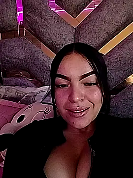 Nuvi jonhs online show from November 11, 2025, 10:10 pm