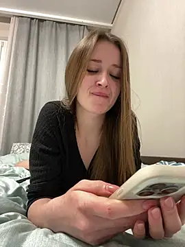 Snapshot of Angel_hotyy chatting on February 8, 2026, 8:01 pm Angel hotyy online show from February 8, 2026, 8:01 pm