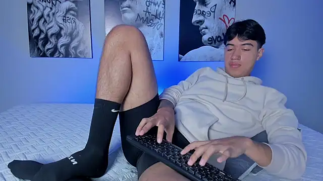 Snapshot of PabloCast_ chatting on November 27, 2025, 1:24 pm PabloCast online show from November 27, 2025, 1:24 pm