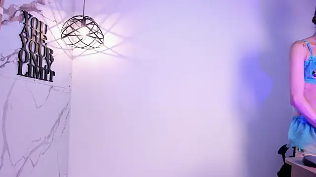 Snapshot of Violet-Storm- chatting on November 25, 2025, 12:10 am Violet-Storm- online show from November 25, 2025, 12:10 am