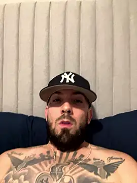 Snapshot of Jamall27 chatting on January 9, 2026, 12:46 am Jamall27 online show from January 9, 2026, 12:46 am