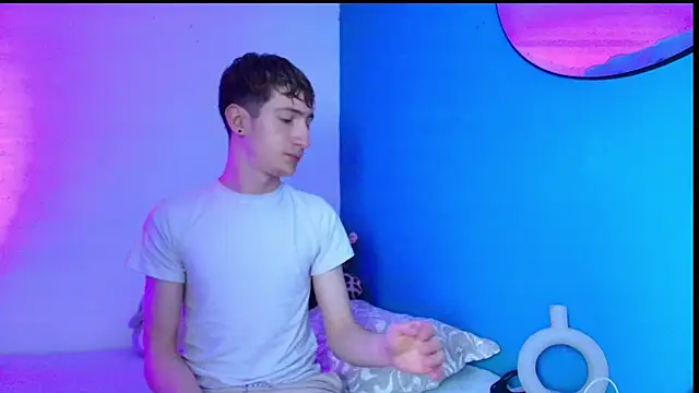 Snapshot of Erick_Taylor3 chatting on February 9, 2026, 8:46 pm Erick Taylor3 online show from February 9, 2026, 8:46 pm