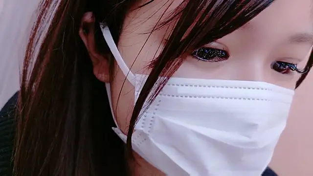 Snapshot of HIMEKAxx chatting on December 3, 2025, 10:35 am HIMEKAxx online show from December 3, 2025, 10:35 am