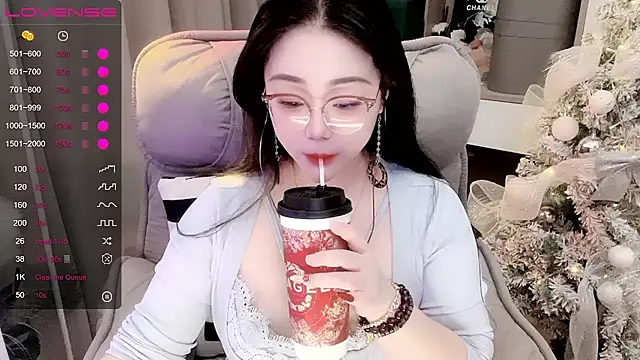 Monica-666888- online show from November 4, 2025, 5:23 pm