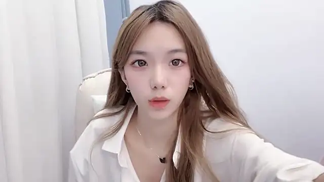 babyting-888- online show from December 18, 2025, 1:06 pm