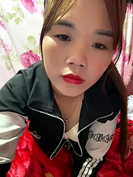 nachi-baby online show from November 28, 2025, 8:00 pm