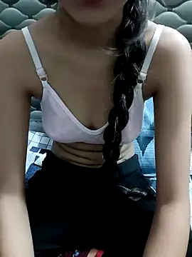 Snapshot of Amisha_Lovely chatting on November 28, 2025, 5:54 am Amisha Lovely online show from November 28, 2025, 5:54 am