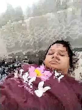Snapshot of Night_Queen4 chatting on October 24, 2025, 2:08 am Night Queen4 online show from October 24, 2025, 2:08 am