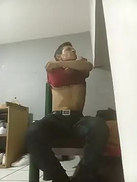 Snapshot of HSexy_Men00 chatting on February 13, 2026, 1:56 am HSexy Men00 online show from February 13, 2026, 1:56 am