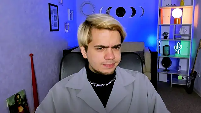 saimon best online show from November 11, 2025, 3:23 pm