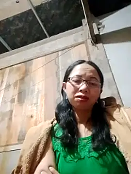 TRIEUTRIEU20 online show from November 25, 2025, 3:45 pm