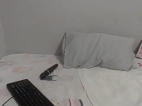 Snapshot of CocoCaramel-X chatting on November 6, 2025, 2:12 am CocoCaramel-X online show from November 6, 2025, 2:12 am