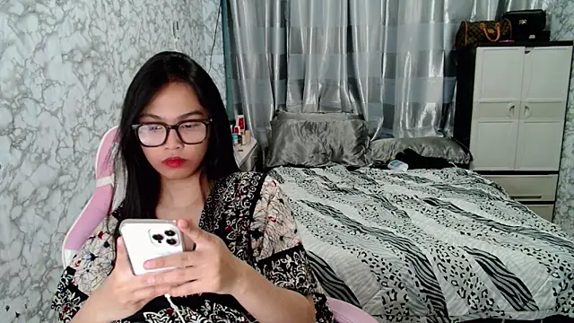 Snapshot of _Lachica_ chatting on January 31, 2026, 7:11 pm Lachica online show from January 31, 2026, 7:11 pm