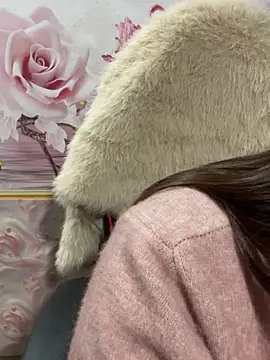 Snapshot of Star_fruit chatting on February 27, 2026, 3:45 pm Star fruit online show from February 27, 2026, 3:45 pm