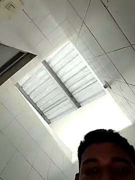 Pollasexi online show from October 25, 2025, 1:18 pm