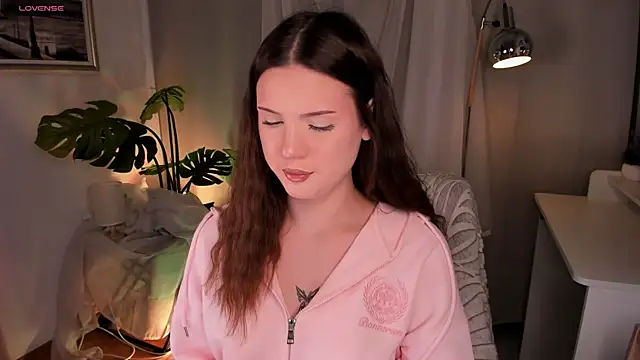 Snapshot of AustinClowerd chatting on December 14, 2025, 7:14 am AustinClowerd online show from December 14, 2025, 7:14 am