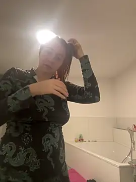 Snapshot of Latexaddictx_ chatting on March 1, 2026, 8:11 pm Latexaddictx online show from March 1, 2026, 8:11 pm