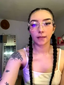 Snapshot of soffia_candy_ chatting on October 27, 2025, 2:43 pm soffia candy  online show from October 27, 2025, 2:43 pm