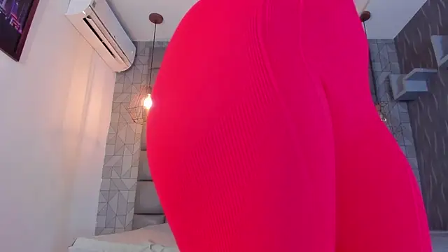 Snapshot of dannavelvet chatting on February 14, 2026, 11:51 am dannavelvet online show from February 14, 2026, 11:51 am