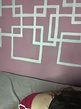 Esmesweet23 online show from November 27, 2025, 10:12 pm