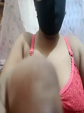 cherry-03 online show from October 23, 2025, 7:01 pm