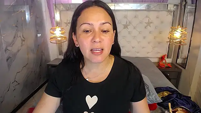 Snapshot of Melissa-roberts chatting on January 9, 2026, 8:10 pm Melissa-roberts online show from January 9, 2026, 8:10 pm