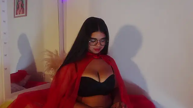 Zafiro Evans online show from November 29, 2025, 3:48 pm