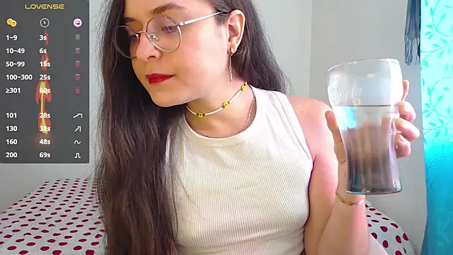 Snapshot of Vicky_cristinax chatting on December 5, 2025, 9:00 pm Vicky cristinax online show from December 5, 2025, 9:00 pm