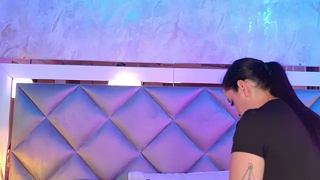 Snapshot of _giggy_2 chatting on January 9, 2026, 11:57 am giggy 2 online show from January 9, 2026, 11:57 am