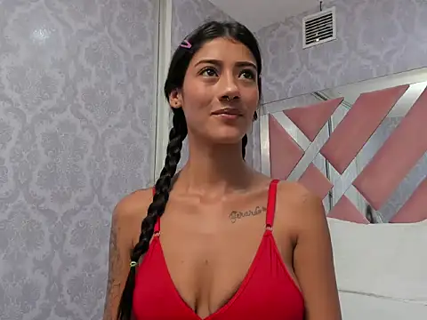 milkybaby  online show from November 4, 2025, 11:42 am