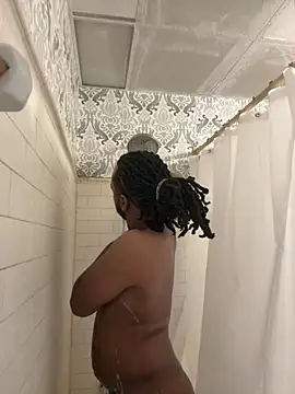 therealredx online show from October 31, 2025, 1:01 pm