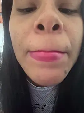 NikolRose online show from November 9, 2025, 10:41 pm