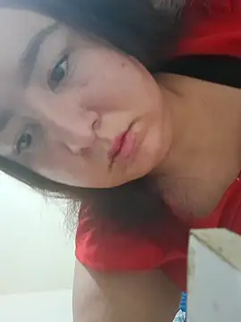 Snapshot of SaraCute_1 chatting on December 16, 2025, 3:06 pm SaraCute 1 online show from December 16, 2025, 3:06 pm