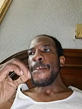 Snapshot of Rayraythegoat chatting on February 22, 2026, 11:58 pm Rayraythegoat online show from February 22, 2026, 11:58 pm