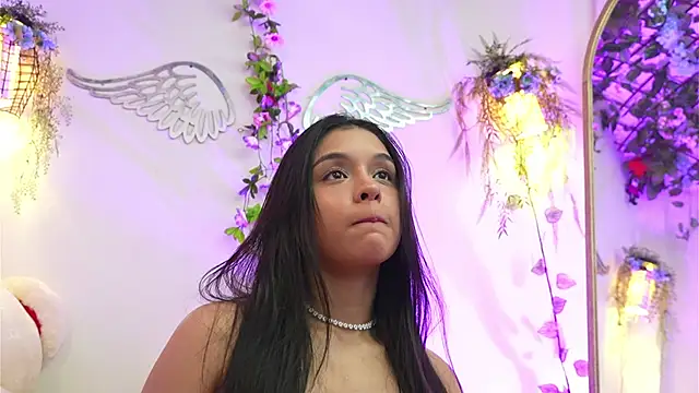 Snapshot of ISA_NIXON chatting on November 28, 2025, 11:07 pm ISA NIXON online show from November 28, 2025, 11:07 pm